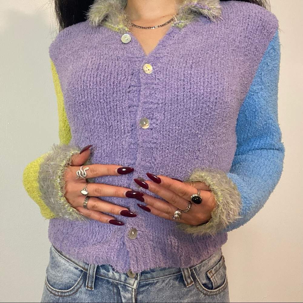 UNIF Brite Sweater 💘
